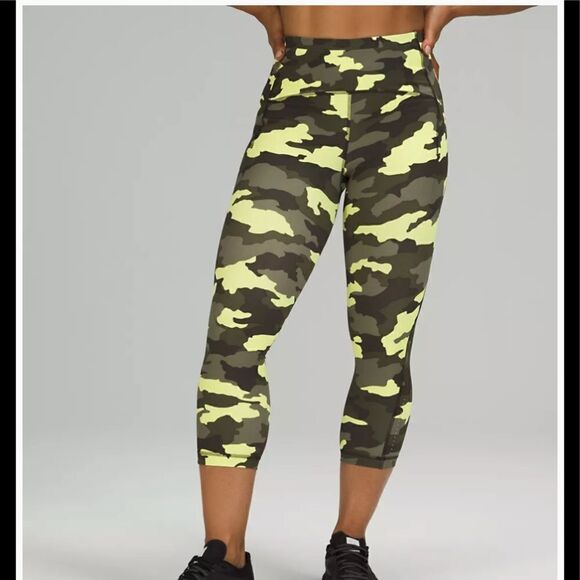 Swift Speed High-Rise Crop 21" - Picture 1 of 5